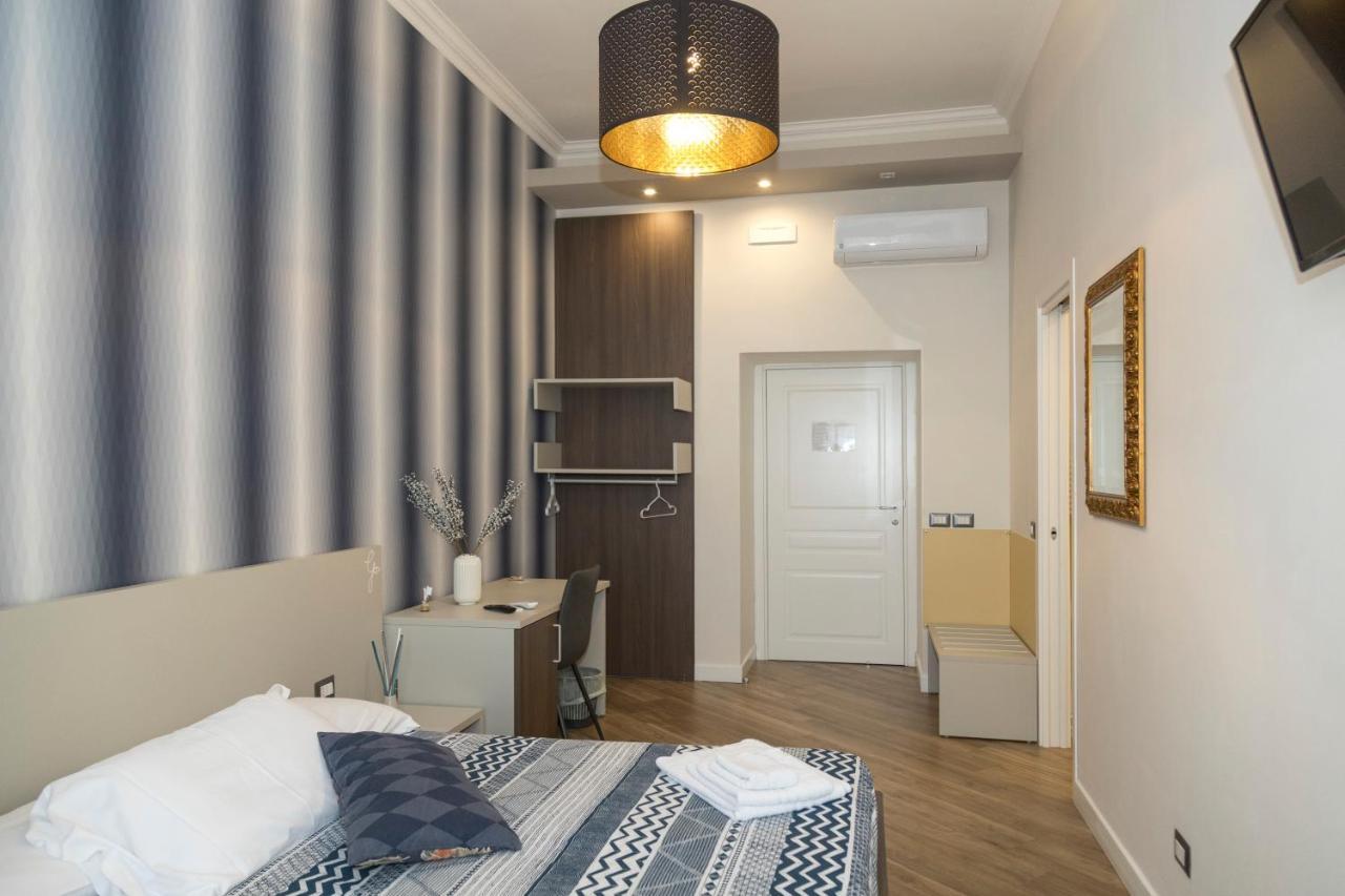 Garibaldi Rooms Naples Exterior photo