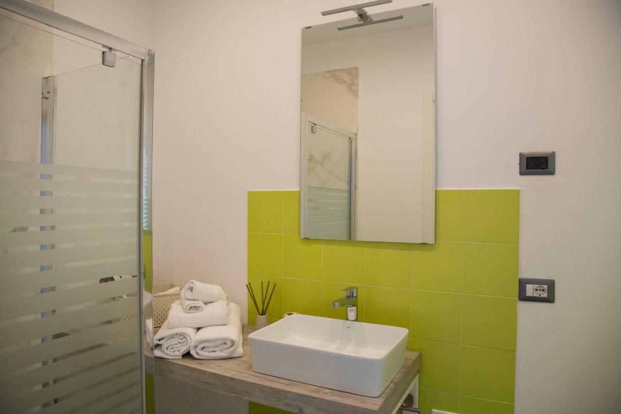 Garibaldi Rooms Naples Exterior photo