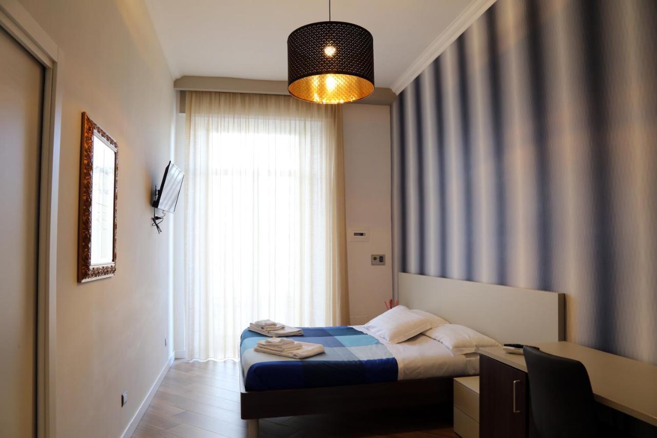 Garibaldi Rooms Naples Exterior photo